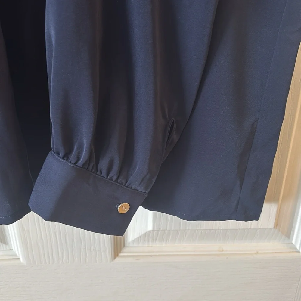 Women's Navy Top - Picture 3 of 5
